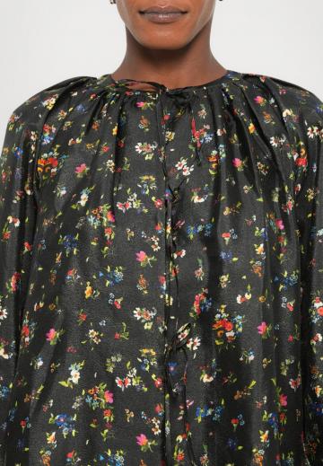 Короткое платье