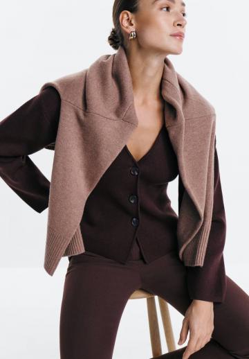 Вязаная кофта