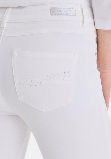 Узкие джинсы