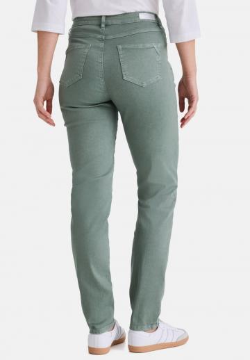 Узкие джинсы