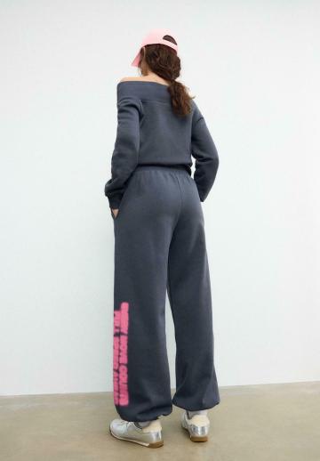 Спортивные штаны