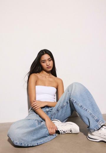 Топ без бретелек