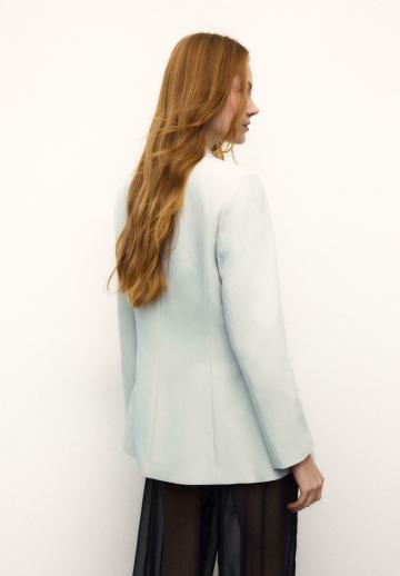 Короткое пальто