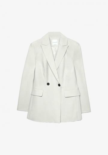 Короткое пальто