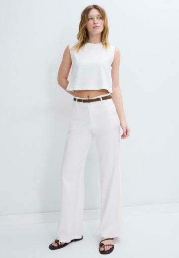 Блузка без рукавов