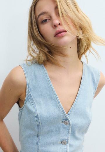 Джинсовый комбинезон