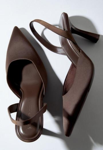 Туфли на высоком каблуке