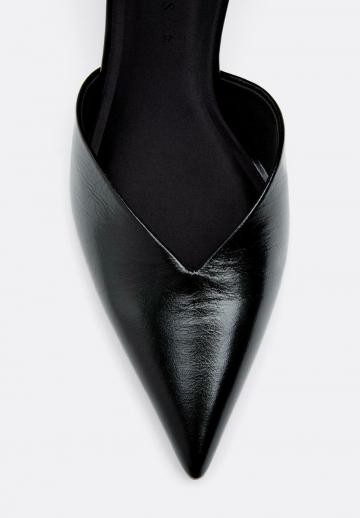 Туфли на высоком каблуке