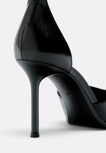 Туфли на высоком каблуке