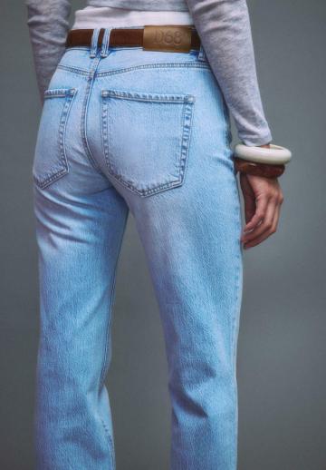 Клешеные брюки