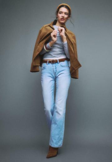 Клешеные брюки