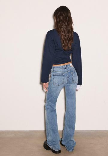 Клешеные брюки