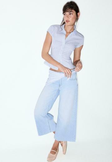 Короткие джинсы