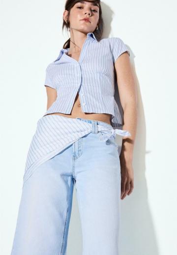 Короткие джинсы