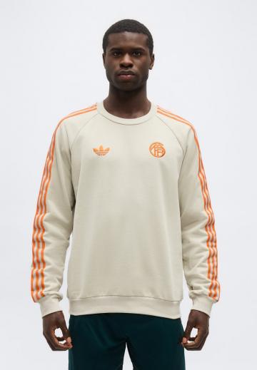 Спортивная кофта