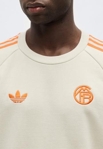 Спортивная кофта