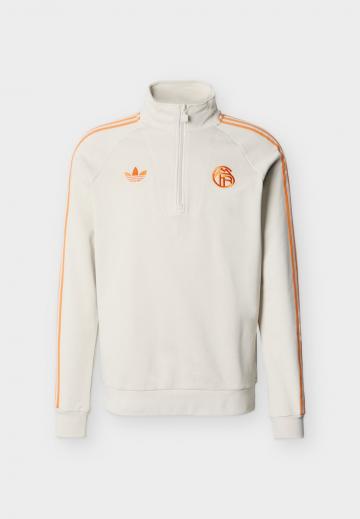 Спортивная кофта