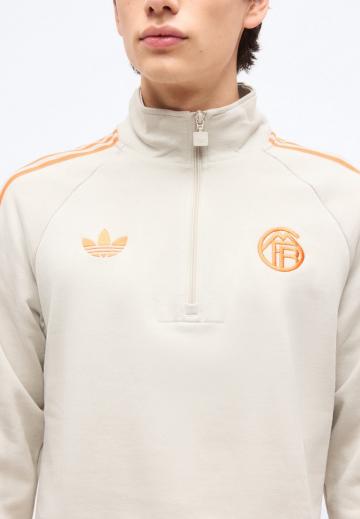 Спортивная кофта