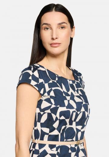 Короткое платье