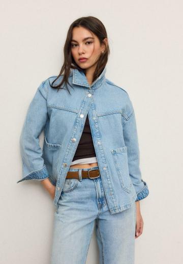 Джинсовая куртка