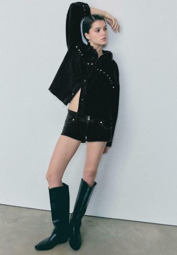 Джинсовая куртка