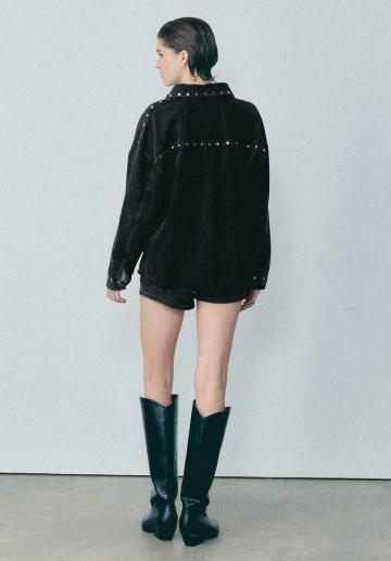 Джинсовая куртка