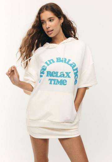 Пуловер с капюшоном