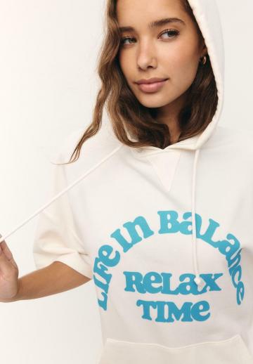 Пуловер с капюшоном