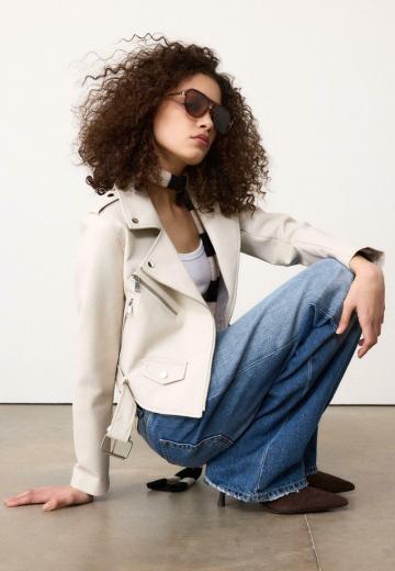 Короткая куртка