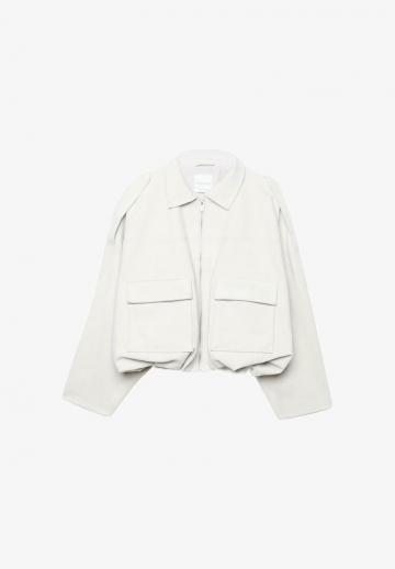 Блейзер с накладными карманами