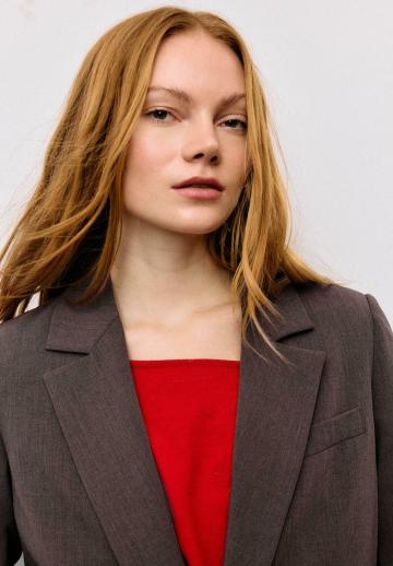 Короткое пальто