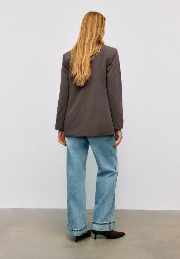 Короткое пальто