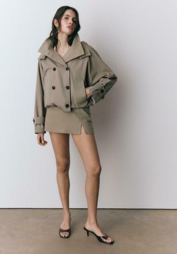 Куртка с накладнымит карманами