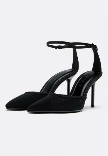 Туфли на высоком каблуке