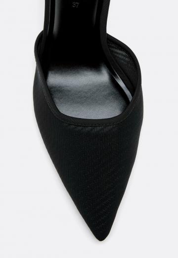 Туфли на высоком каблуке