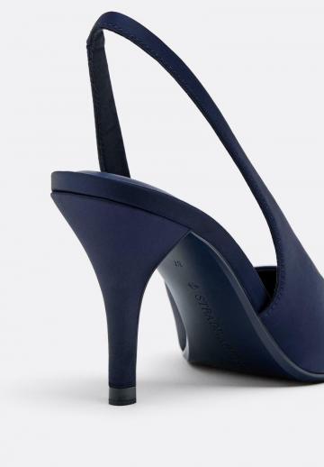 Туфли на высоком каблуке
