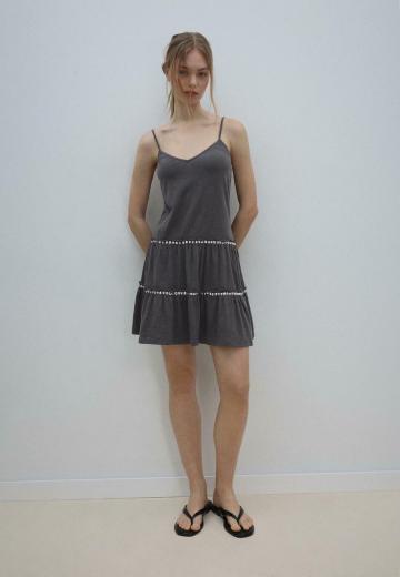 Короткое платье