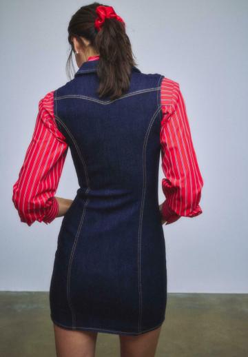 Джинсовый комбинезон