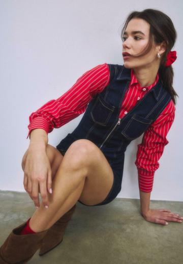 Джинсовый комбинезон