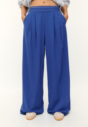 Спортивные штаны