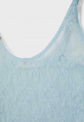 Топ на бретельках