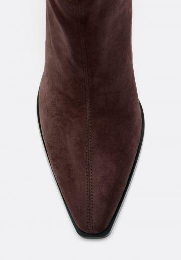 Полусапожки на высоком каблуке