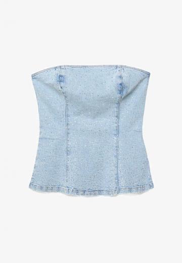 Топ без бретелек