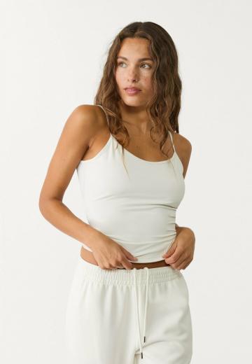 Топ на бретельках