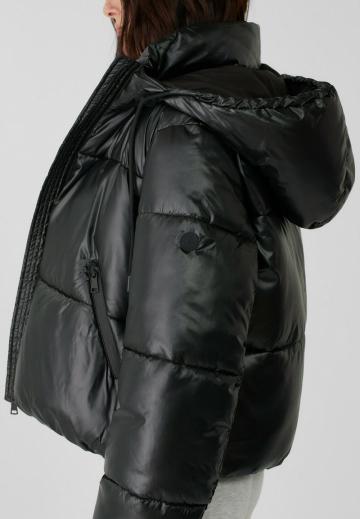 Зимняя куртка