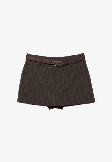 Юбка с накладными карманами