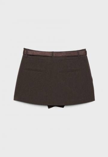 Юбка с накладными карманами