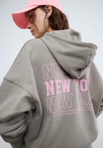 Пуловер с капюшоном