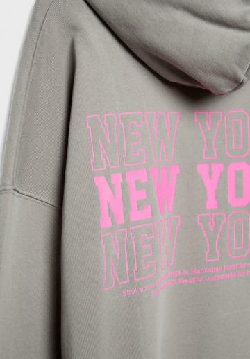 Пуловер с капюшоном