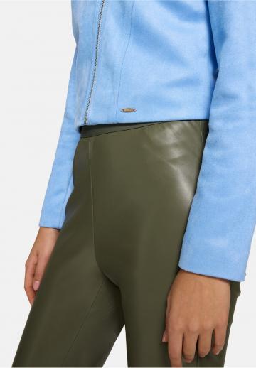 Короткая куртка